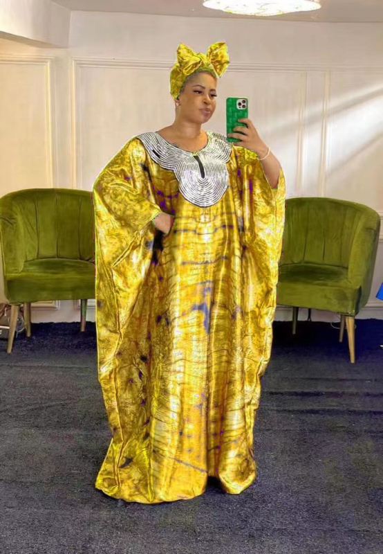 Роба-рокля с пайетен принт, етно стил, V-образно деколте, ръкави 3/4