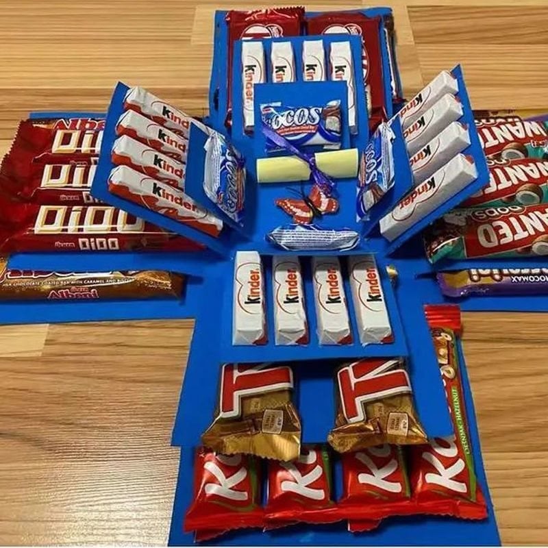 Кутия за подаръци с пет слоя и печатано лого — подарък за рожден ден и Коледа за съученик