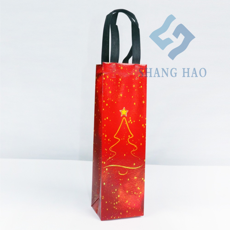 Чанта за едно шише вино – лазерно фолио върху нетъкан текстил, топлинен трансфер, моден стил, възможност за принт на лого, готов размер с персонализиране