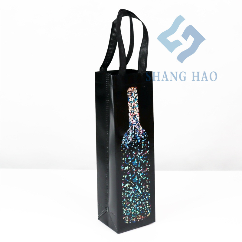 Чанта за едно шише вино – лазерно фолио върху нетъкан текстил, топлинен трансфер, моден стил, възможност за принт на лого, готов размер с персонализиране