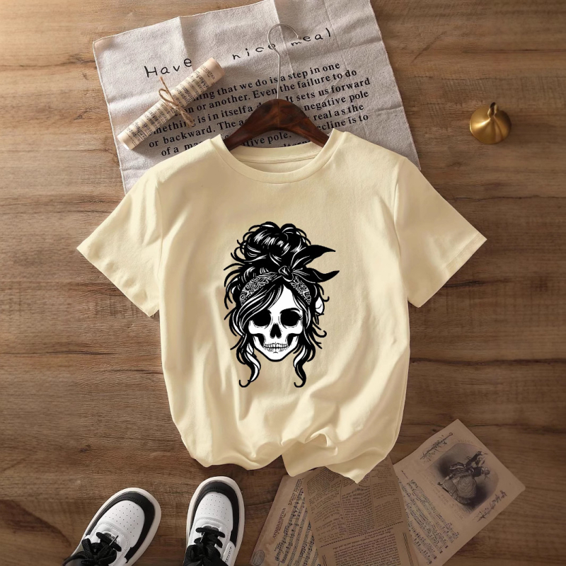 Tricou damă din poliester cu mânecă scurtă, guler rotund și imprimeu cu slogan