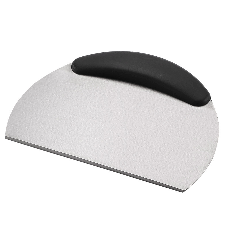 Universea nerūdijančio plieno miltų pjaustymo peilis su matavimo skale ir skraperiu – skirtas ryžių ritinėliams ir pusapvalių tortų pjaustymui