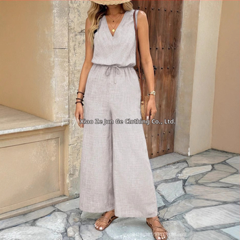 Γυναικεία Jumpsuit με V-λαιμό, χωρίς μανίκια, τσέπες με καπάκια και φαρδιά παντελόνια