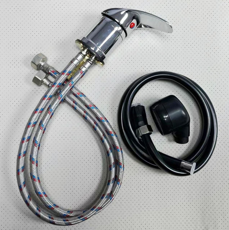 Sip maišytuvo praustuvui – keraminių vožtuvų branduolys, cinko lydinys, vieno jungties dizainas