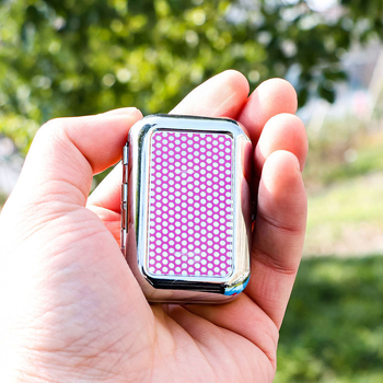 Kis hordozható fém hamutál tárolóval és nyomtatott logóval, 144 darabos csomag