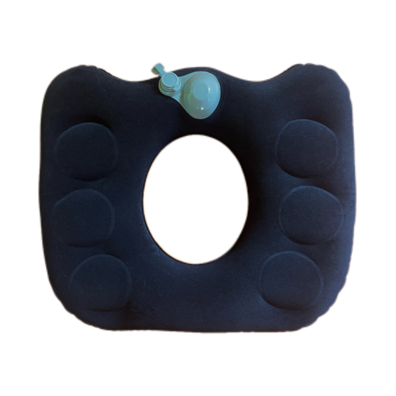 Hosszú üléshez tervezett párna plüss flockos felülettel, üreges kialakítás decubitus elleni, TEP töltet