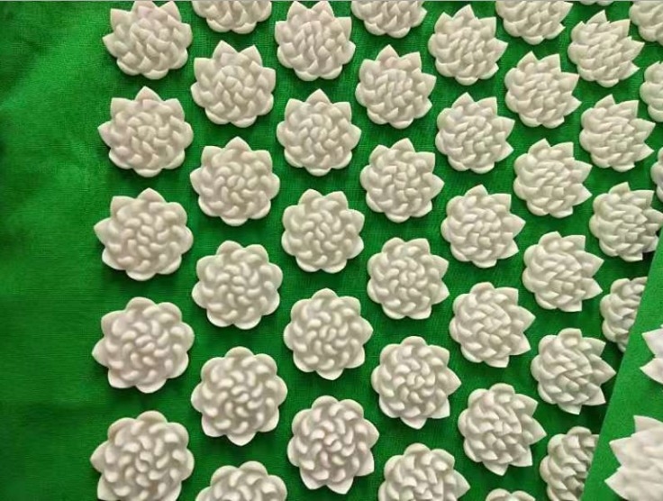 Akupunktúrás masszázs matrac — Anyag: ABS + pamut + szivacs; alkalmas munka cipőkhöz; minden évszakban használható