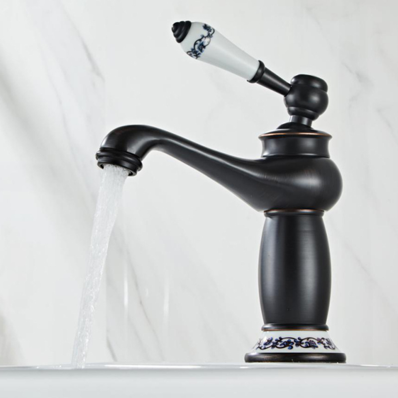 Europos stiliaus praustuvo maišytuvas, varinis korpusas, keraminis vožtuvo korpusas, 8 mm įvadas/išvadas, keliamasis veikimas