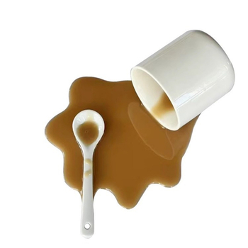 Galda dekoratīvā spēlīte ar zīda ziedu un tālruņa turētāju