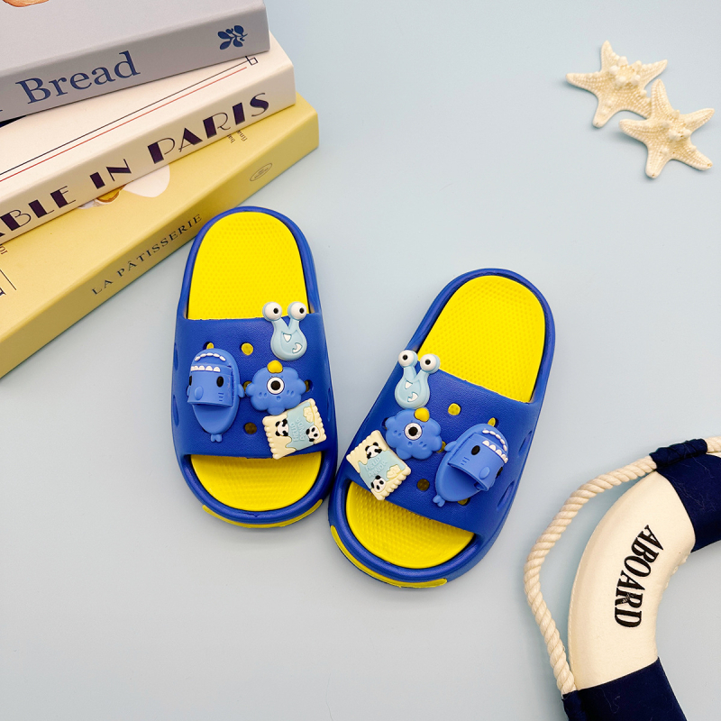 Bērnu EVA čības ar karikatūras haizivi motīvu – pretslīdēšana, elpojošas, ātri žūstošas, matēta apdare