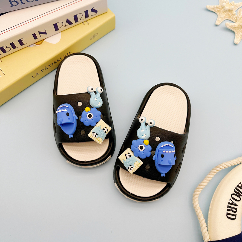 Bērnu EVA čības ar karikatūras haizivi motīvu – pretslīdēšana, elpojošas, ātri žūstošas, matēta apdare