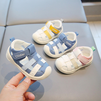 12–36 hónapos gyermekeknek való szandál, Ultrafilm bőr felsőrész, vízálló, lélegző, Velcro-zár