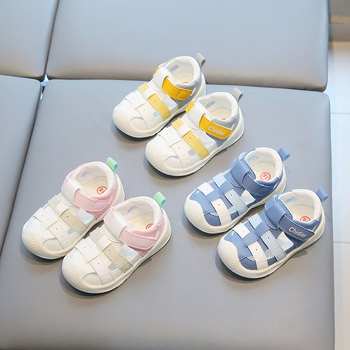 Παιδικά σανδάλια για 12–36 μήνες, άνω μέρος από Ultrafilm δέρμα, αδιάβροτα, διαπνοή, Velcro κλείσιμο