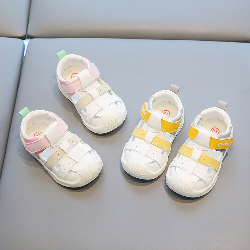 12–36 hónapos gyermekeknek való szandál, Ultrafilm bőr felsőrész, vízálló, lélegző, Velcro-zár