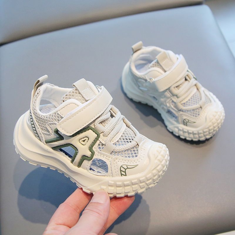 Gyerekek sport szandál anti-slip puha talppal, felső része műbőr és műanyag, 12-48 hónapos korosztálynak, tavasz és ősz