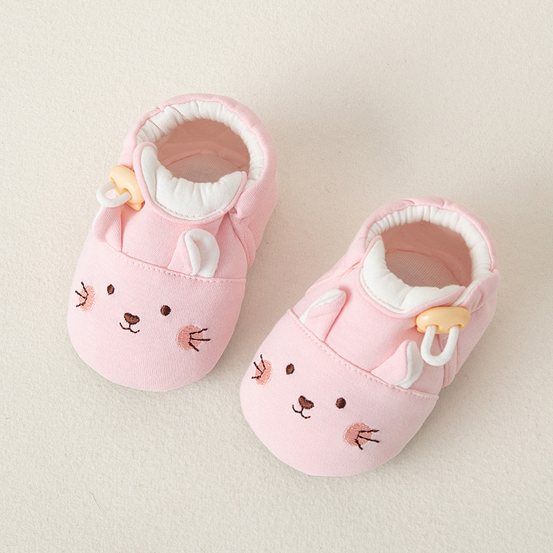 Óvodásoknak szóló cipő Cartoon dizájnnal, pamut felsőrész, csúszásmentes puha talp, légáteresztő, rugalmas pántos zárás, 12–36 hónapos korosztálynak