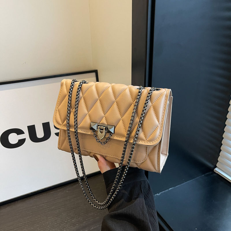 Miser PU horizontális négyzet alakú táska cipzárral, PU bélés, dupla vállpánt