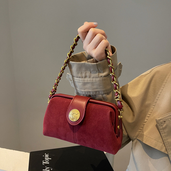 Ženska crossbody torbica - PU, horizontalni kvadratni oblik, magnetska kopča, unutarnja džep za telefon, podstava od poliestera
