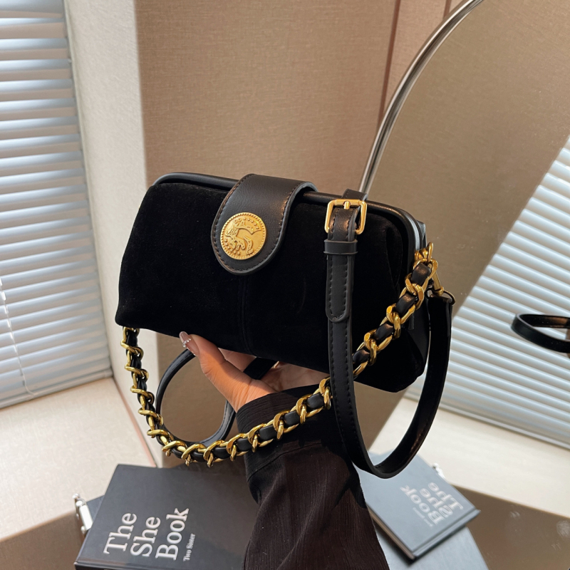Ženska crossbody torbica - PU, horizontalni kvadratni oblik, magnetska kopča, unutarnja džep za telefon, podstava od poliestera