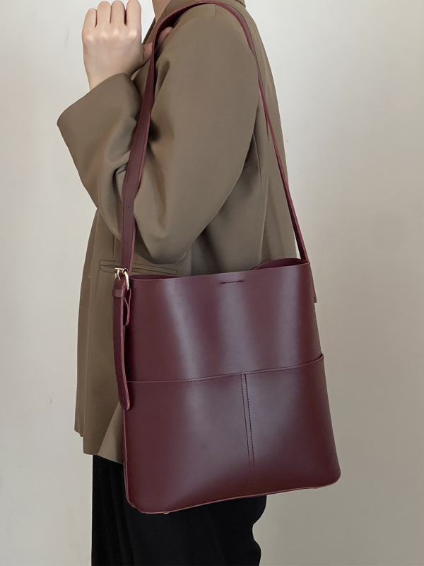 Geantă bucket bag pentru femei, material PU cu căptușeală PU, stil urban simplu, formă orizontală pătrată, Primăvara 2022