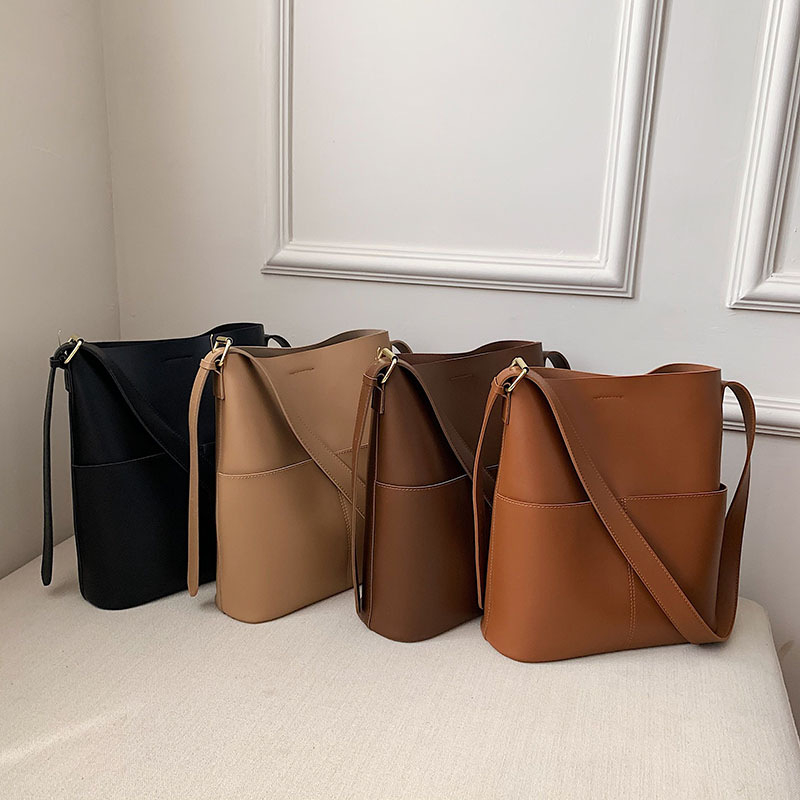 Geantă bucket bag pentru femei, material PU cu căptușeală PU, stil urban simplu, formă orizontală pătrată, Primăvara 2022