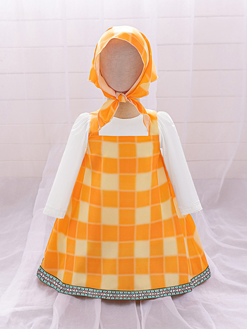 Rochie cosplay pentru fete cu imprimeu Masha și Ursul, material principal poliester 65% cu căptușeală din bumbac 35%, plisată, tratament cu enzime, pentru copii 3–8 ani