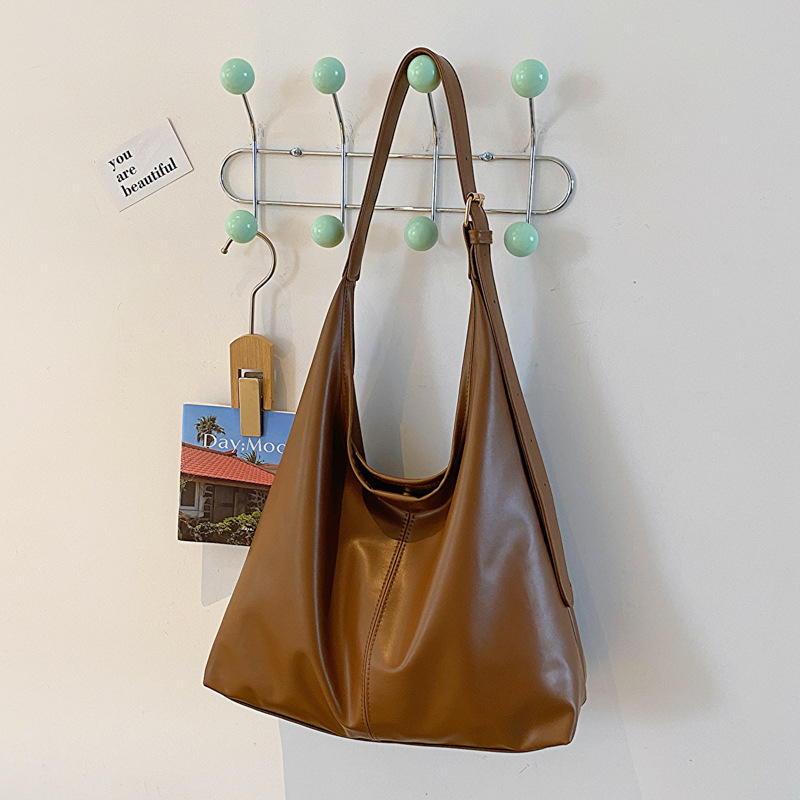 Női vállon átvetett táska városi egyszerű stílusban, PU bőr, vödörtáska forma, mágneses zár, telefontartó zseb.