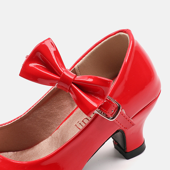 Lány gyerekeknek hercegnő cipő, csat-zár, légáteresztő, felsőrész PU, talp műanyag, koreai stílus