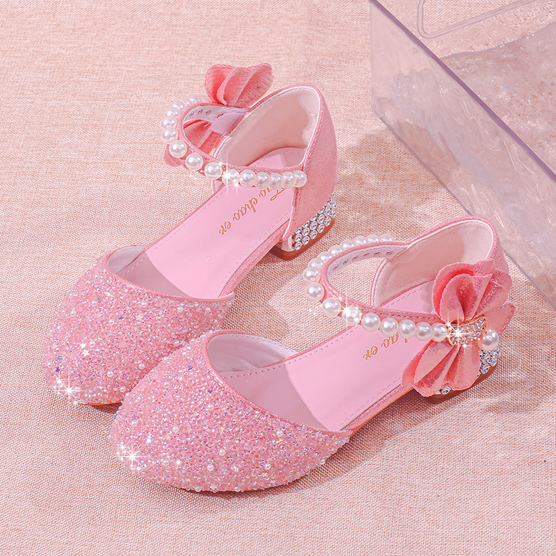 Sandale pentru fete, prințesă cu cristale – închidere Velcro; Exterior: piele sintetică; Talpă interioară: PU; Talpă: TPR; Vârsta: 4–12 ani