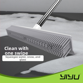 Βούρτσα δαπέδου με ενσωματωμένο καθαρισμό μπάνιου, πλαστικό, 487 g, κυκλοφόρησε το 2021.