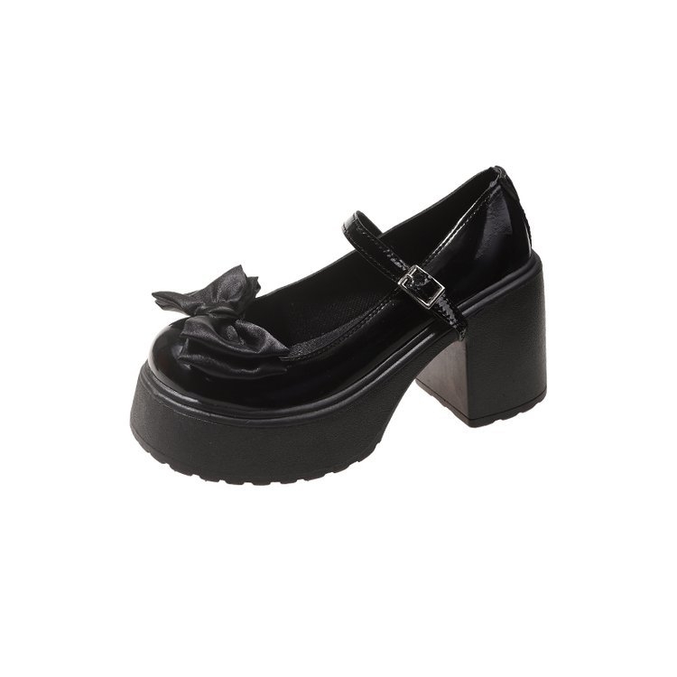 Παπούτσια Mary Jane, PU επάνω μέρος, στρογγυλή μύτη, τακούνι 6-8 εκ., κλείσιμο με αγκράφα, καουτσούκ σόλα