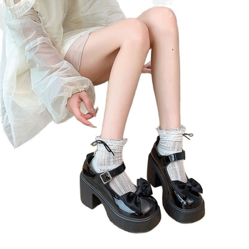 Mary Jane batai, apvalus pirštas, PU viršus, Velcro užsegimas, vidutinio aukščio kulnas 3-5 cm, storas padas