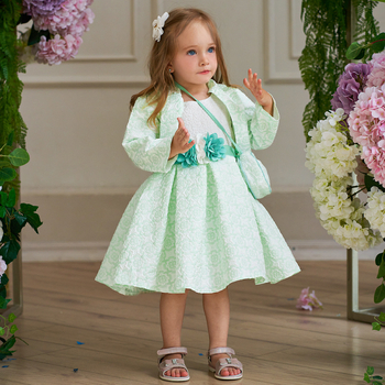 Set trei piese pentru bebeluți: rochie cu mâneci lungi, palton și geantă; material amestec poliester-bumbac, spălare enzimatică; 65% poliester, căptușeală 65% bumbac; pentru fete 1–3 ani; pentru toate anotimpurile.