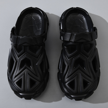 Muške EVA sandale s zatvorenim prstom, prozračne, protuklizne, monoblok konstrukcija, visina pete 3–5 cm