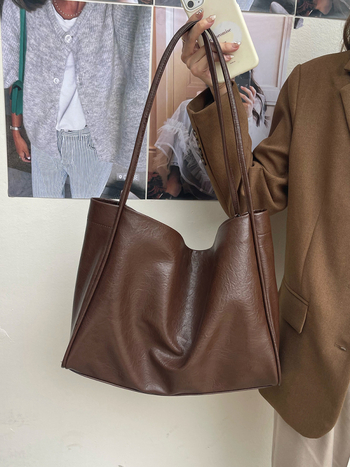 PU чанта Tote в стил уличен тренд, хоризонтална квадратна форма, магнитно закопчаване, без подплата