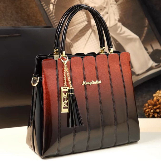 Дамска PU кожена чанта за рамо и през кръст — мотоциклетен стил, възглавничковидна форма, цип