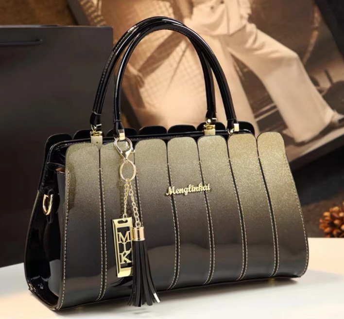 Дамска PU кожена чанта за рамо и през кръст — мотоциклетен стил, възглавничковидна форма, цип