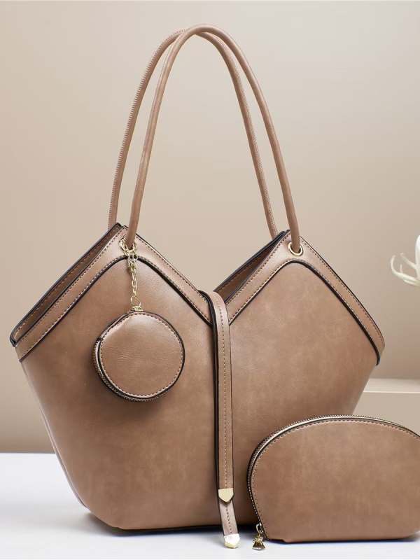 PU Tote чанта в Street стил, сърцевидна форма, цип, вътрешни джобове