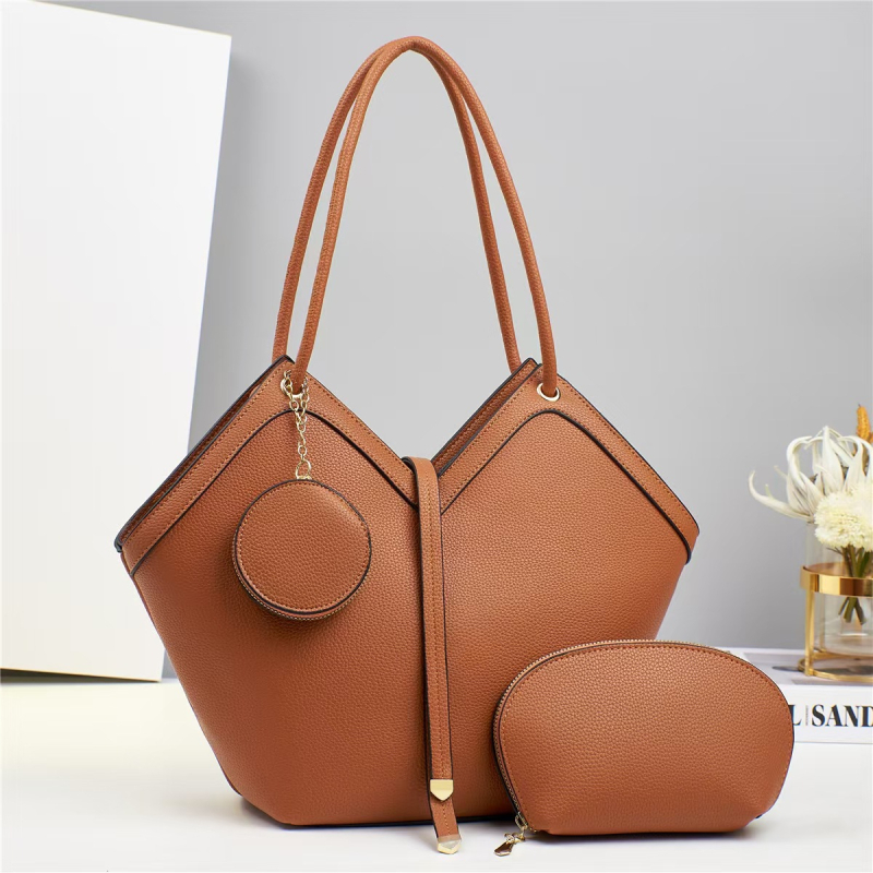 PU Tote чанта в Street стил, сърцевидна форма, цип, вътрешни джобове