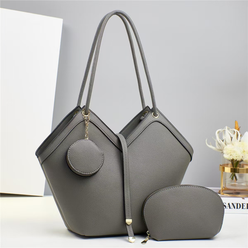 PU Tote чанта в Street стил, сърцевидна форма, цип, вътрешни джобове