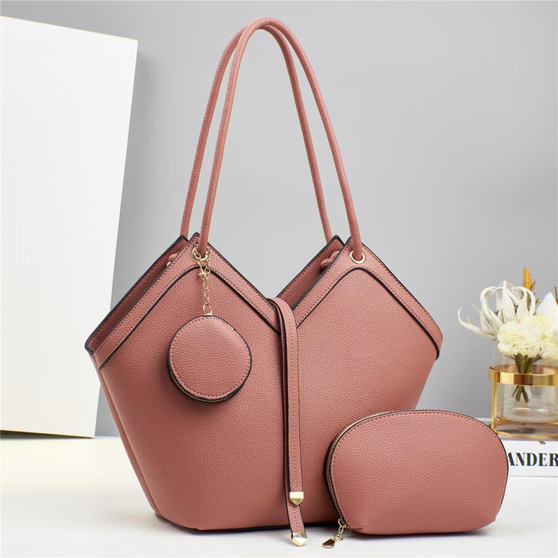 PU Tote чанта в Street стил, сърцевидна форма, цип, вътрешни джобове