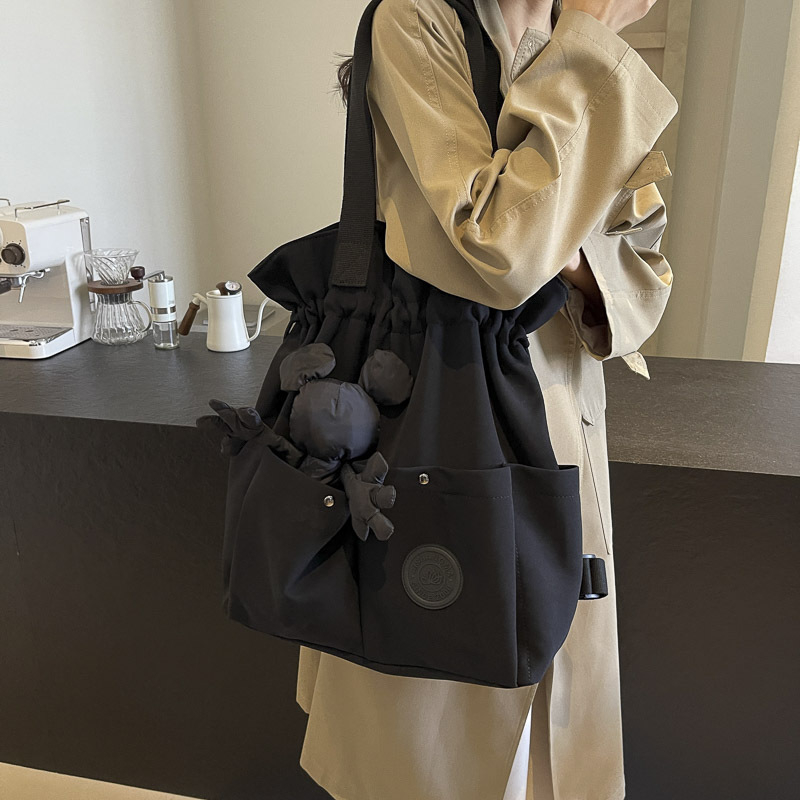 Shanlinniao nylon válltáska, Tote stílus, horizontális négyzet alak, cipzár, belső telefonzseb