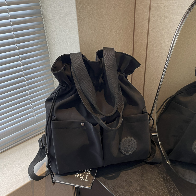 Shanlinniao nylon válltáska, Tote stílus, horizontális négyzet alak, cipzár, belső telefonzseb