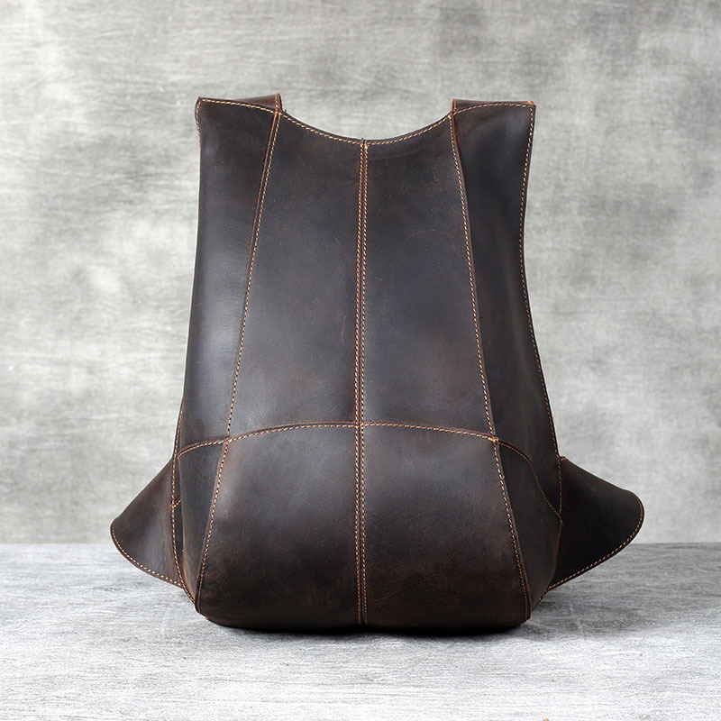 Beetle Bőrtáska Hátizsák – Crazy Horse, felső réteg marhabőr; Kapacitás <20L; Uniszex; Mindennapi használatra