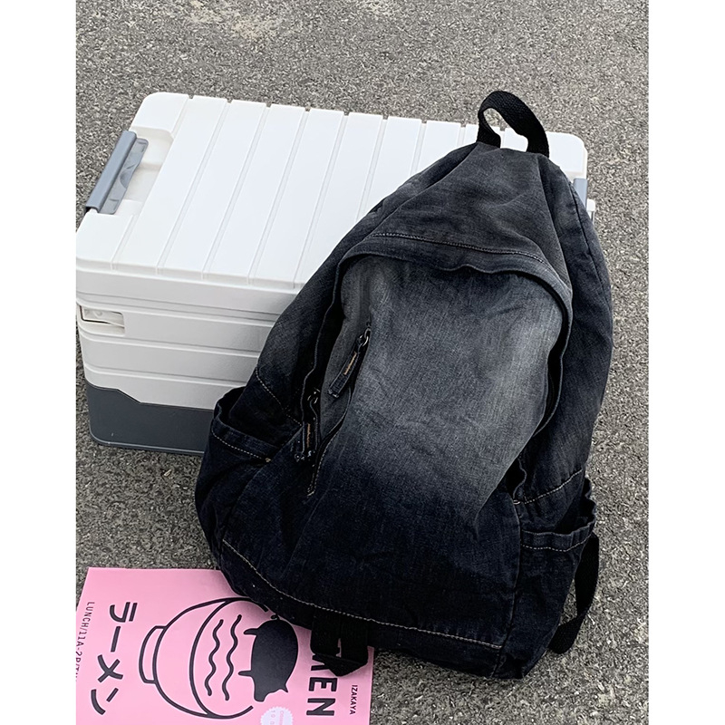 Geantă de spate din denim gradient pentru femei, stil stradal, capacitate 20–35 L, material respirabil, bretele curbate