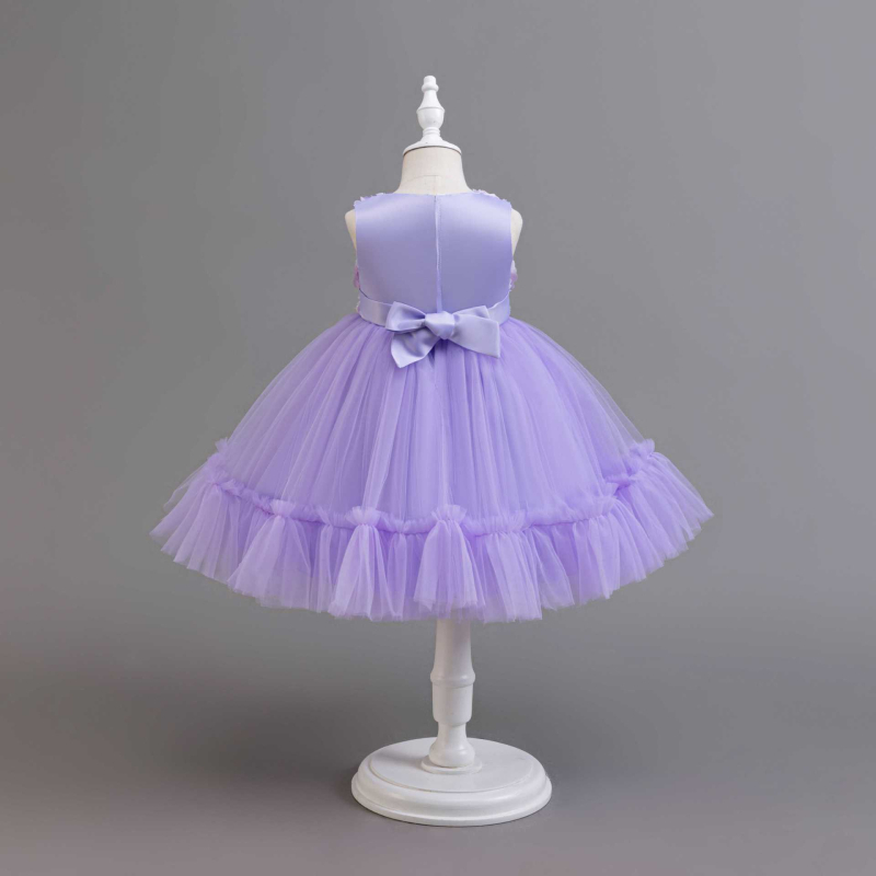 Knivini vaikų princesės suknelė be rankovių iš gazės audinio su gėlėtu raštu, pagrindinis audinys 65% medvilnė, pamušalas 35% medvilnė, amžiaus grupė 3–8 metų, vasara 2025