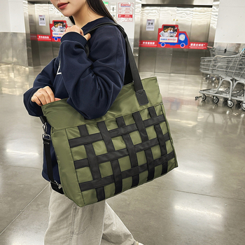 Τσάντα ώμου για ταξίδια με χωρητικότητα 20-35 L, νάιλον, αδιάβροχη, αντιβακτηριακή και προστασία της σπονδυλικής στήλης.