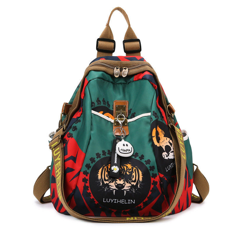 Unisex nejlon hátizsák állatmintával, 20–35 L, vízálló és kopásálló, ergonómikus hátsó panel, laptop-kompatibilis