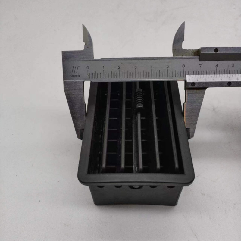 Qingling középkonzol légcsatornája Qingling pickuphoz (50-Bell) — műanyag