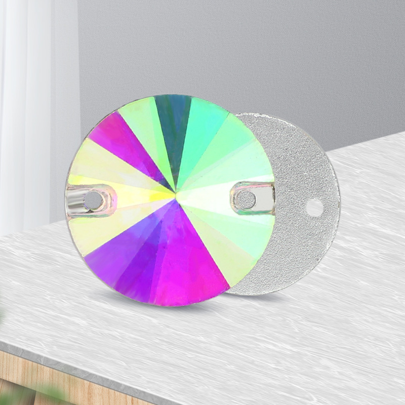 Üvegből készült rhinestone varráshoz, kettős lyukú, körsatelit rögzítés, sík aljzat, Hirback minta, elektroplating